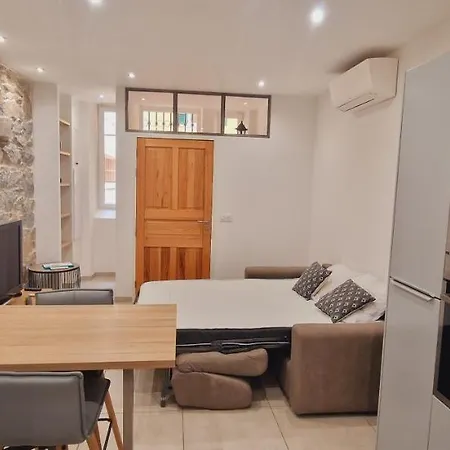 Plein De Charme - Hyper Centre Ajaccio (Corsica)