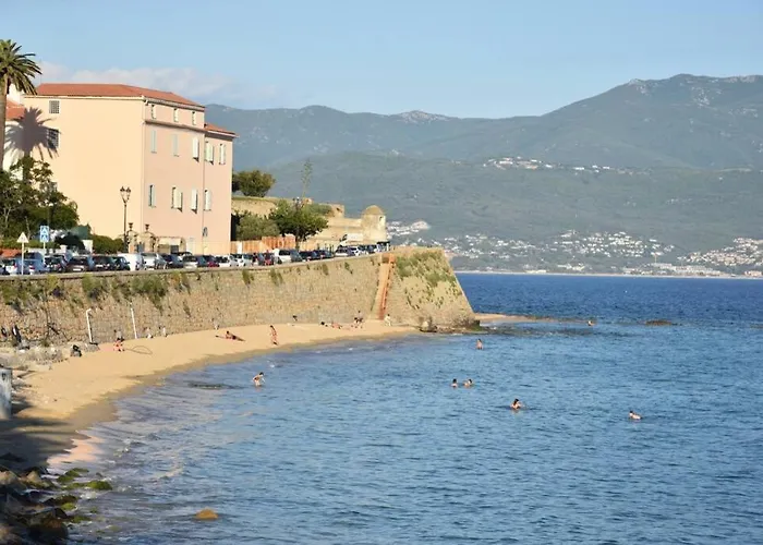 Apartament Plein De Charme - Hyper Centre Ajaccio (Corsica)